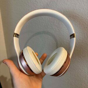 Beats by Dr. Dre Beats Solo3 Wireless On-Ear Headphones - Rose Gold